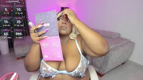 Snapshot of rebeka_spencer chatting on 12, 2, 2025 rebeka online show from 12, 2, 2025