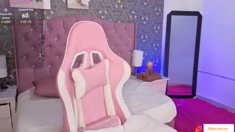 Snapshot of rebekah_mercer chatting on 18, 11, 2025 Rebekah online show from 18, 11, 2025