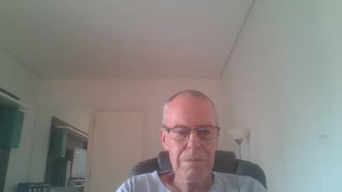 Snapshot of recasc chatting on 17, 2, 2026 Rene online show from 17, 2, 2026