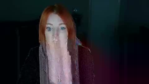 Red -  online show from 7, 2, 2025