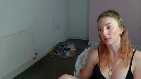 Red -  online show from 4, 6, 2026