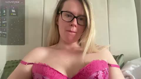 Rosie online show from 24, 2, 2025