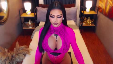 Snapshot of red_ivyy chatting on 21, 12, 2025 AsianRedivy online show from 21, 12, 2025