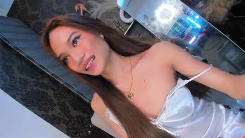 Snapshot of red_linn chatting on 13, 9, 2025 danika linn online show from 13, 9, 2025