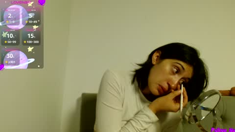 Snapshot of red_moonn chatting on 19, 12, 2024 IG OF red moonn online show from 19, 12, 2024