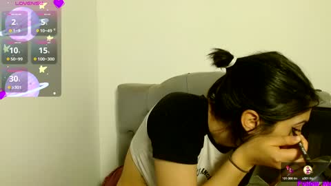 Snapshot of red_moonn chatting on 20, 12, 2024 IG OF red moonn online show from 20, 12, 2024