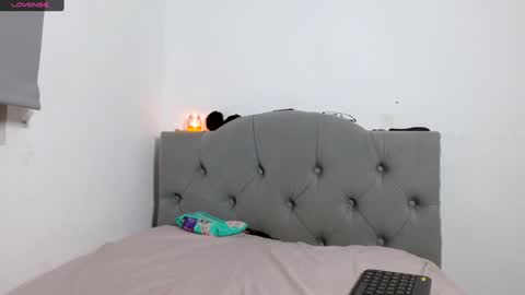 Snapshot of red_moonn chatting on 23, 1, 2025 IG OF red moonn online show from 23, 1, 2025