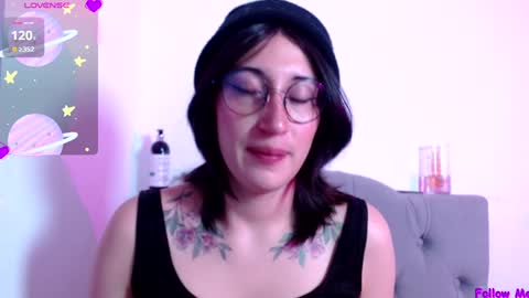 Snapshot of red_moonn chatting on 25, 1, 2025 IG OF red moonn online show from 25, 1, 2025