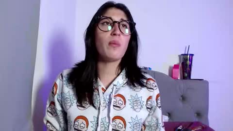 Snapshot of red_moonn chatting on 5, 12, 2025 IG OF red moonn online show from 5, 12, 2025