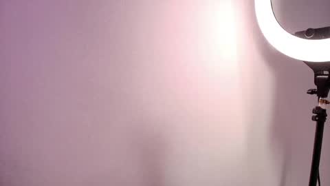 Snapshot of red_venus_ chatting on 20, 12, 2025 ANGELA online show from 20, 12, 2025