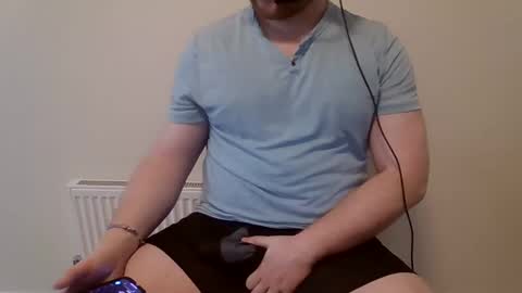 Snapshot of redbwc96 chatting on 13, 2, 2025 redbwc96 online show from 13, 2, 2025