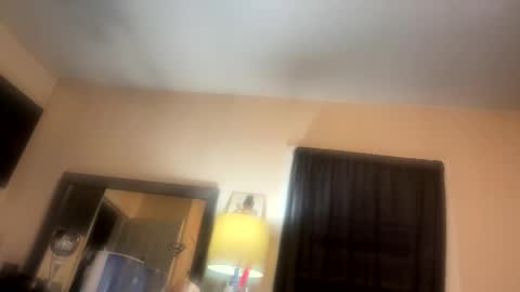 Snapshot of redddcinnamon chatting on 26, 10, 2025 redddcinnamon online show from 26, 10, 2025