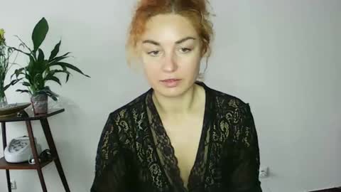 Snapshot of reddgirll chatting on 24, 1, 2025 reddgirll online show from 24, 1, 2025