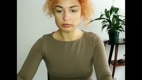 Snapshot of reddgirll chatting on 15, 2, 2025 reddgirll online show from 15, 2, 2025