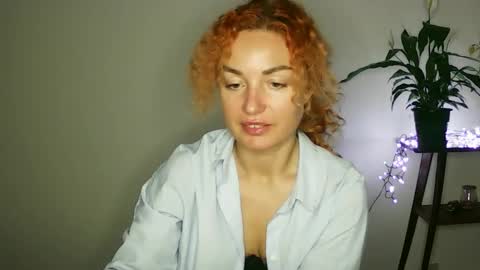 Snapshot of reddgirll chatting on 15, 2, 2025 reddgirll online show from 15, 2, 2025