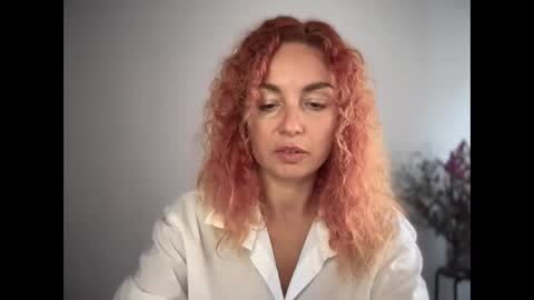 Snapshot of reddgirll chatting on 21, 10, 2025 reddgirll online show from 21, 10, 2025