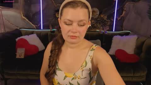 Lily online show from 12, 9, 2025