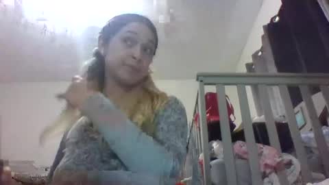 Snapshot of reddwaxx chatting on 19, 11, 2025 reddwaxx online show from 19, 11, 2025