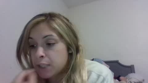 Snapshot of reddwaxx chatting on 5, 12, 2025 reddwaxx online show from 5, 12, 2025