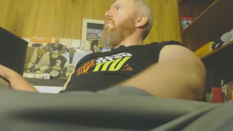 theredhead4fun online show from 19, 2, 2025