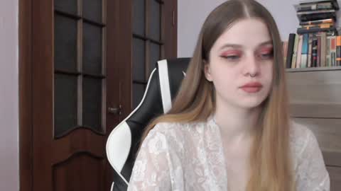 Snapshot of redhead_rabbit chatting on 3, 2, 2025 Lily online show from 3, 2, 2025