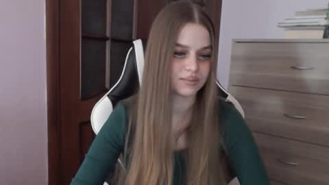 Lily online show from 18, 3, 2026