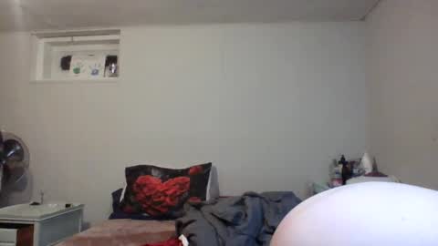 Lenae Redd online show from 28, 1, 2025