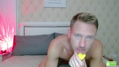 Snapshot of redheadxxl chatting on 17, 6, 2026 Steve Blond online show from 17, 6, 2026