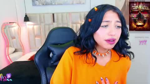 Snapshot of redhotter_ chatting on 30, 5, 2026 Lili Lopez online show from 30, 5, 2026