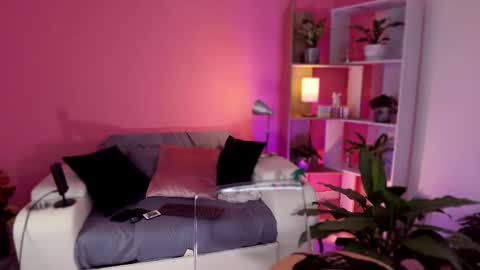 Red Jasmine online show from 9, 2, 2025