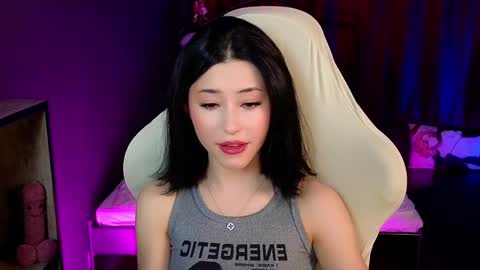 Snapshot of redmidnight_ chatting on 6, 4, 2026 Kiara online show from 6, 4, 2026