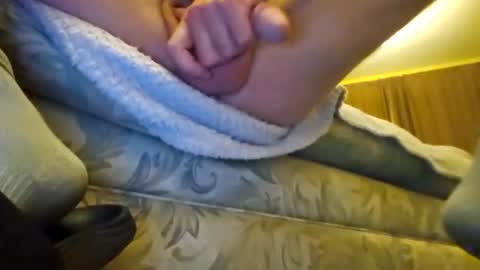 Snapshot of redrodridding chatting on 4, 11, 2025 redrodridding online show from 4, 11, 2025