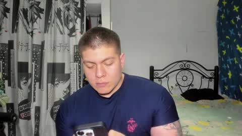 Snapshot of regan_jhonson chatting on 17, 12, 2025 regan_jhonson online show from 17, 12, 2025