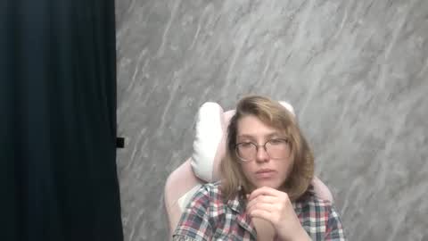 Snapshot of reginasmilee chatting on 21, 1, 2025 Regina online show from 21, 1, 2025