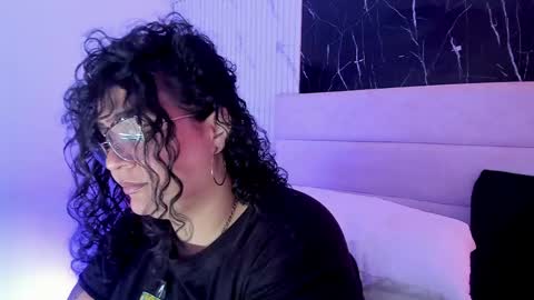 Snapshot of reginavegaa chatting on 14, 5, 2026 reginavegaa online show from 14, 5, 2026