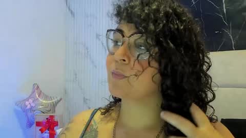Snapshot of reginavegaa chatting on 26, 5, 2026 reginavegaa online show from 26, 5, 2026