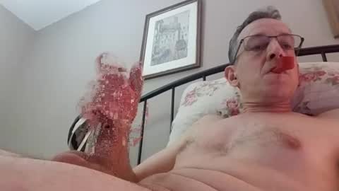 Snapshot of regularguy20 chatting on 4, 4, 2026 regularguy20 online show from 4, 4, 2026