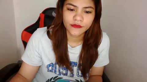 Snapshot of reign2525 chatting on 22, 2, 2025 reign2525 online show from 22, 2, 2025