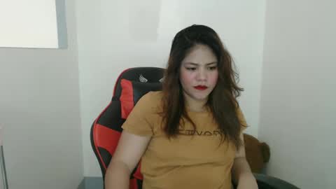 Snapshot of reign2525 chatting on 3, 3, 2025 reign2525 online show from 3, 3, 2025