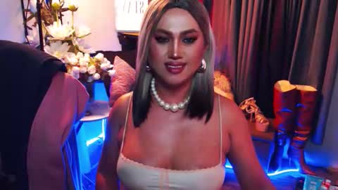 Red Ivy online show from 22, 3, 2026