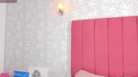 Snapshot of reikaminato chatting on 26, 9, 2025 Reika  online show from 26, 9, 2025