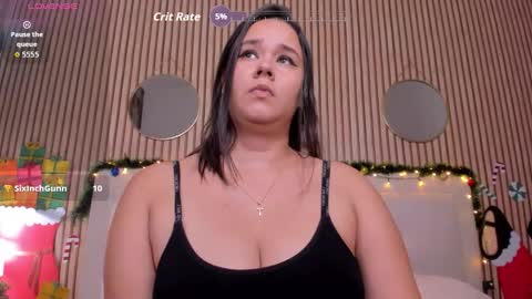 Snapshot of reina_loren chatting on 21, 12, 2025 reina_loren online show from 21, 12, 2025