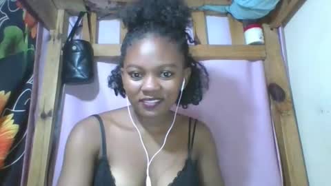 Snapshot of reinechi chatting on 11, 5, 2026 Reinechi online show from 11, 5, 2026