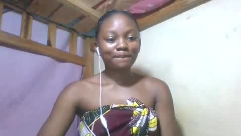 Snapshot of reinechi chatting on 26, 5, 2026 Reinechi online show from 26, 5, 2026