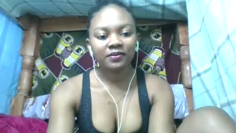 Snapshot of reinechi chatting on 8, 7, 2026 Reinechi online show from 8, 7, 2026