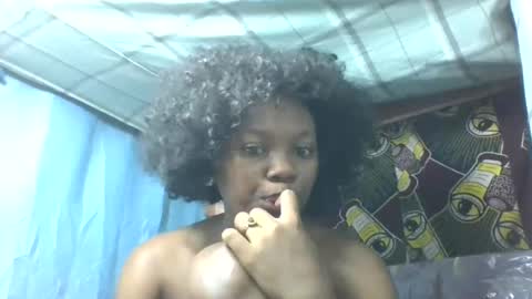 Snapshot of reinechi chatting on 9, 7, 2026 Reinechi online show from 9, 7, 2026