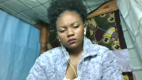 Snapshot of reinechi chatting on 10, 7, 2026 Reinechi online show from 10, 7, 2026