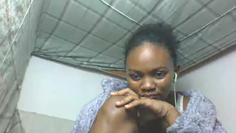 Snapshot of reinechi chatting on 18, 7, 2026 Reinechi online show from 18, 7, 2026