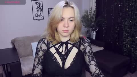 Snapshot of remipeach chatting on 3, 6, 2026 RemiPeach online show from 3, 6, 2026