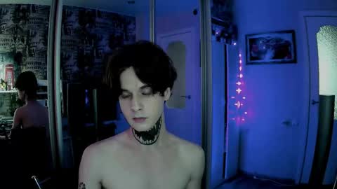 Snapshot of remitrash chatting on 9, 9, 2025 RemiTrash online show from 9, 9, 2025